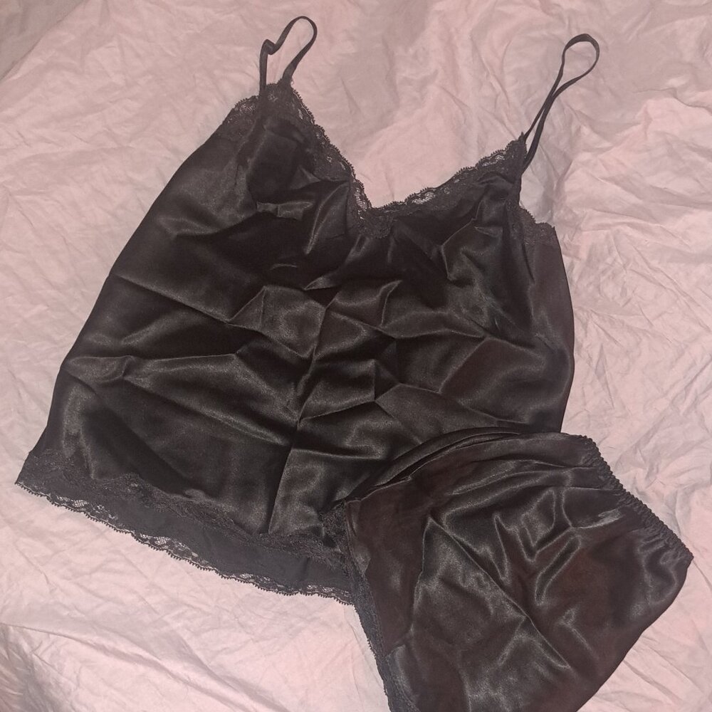 Victoria's Secret M Black Satin Rose Lace-Trim Cami & Flutter Short Set - NWT